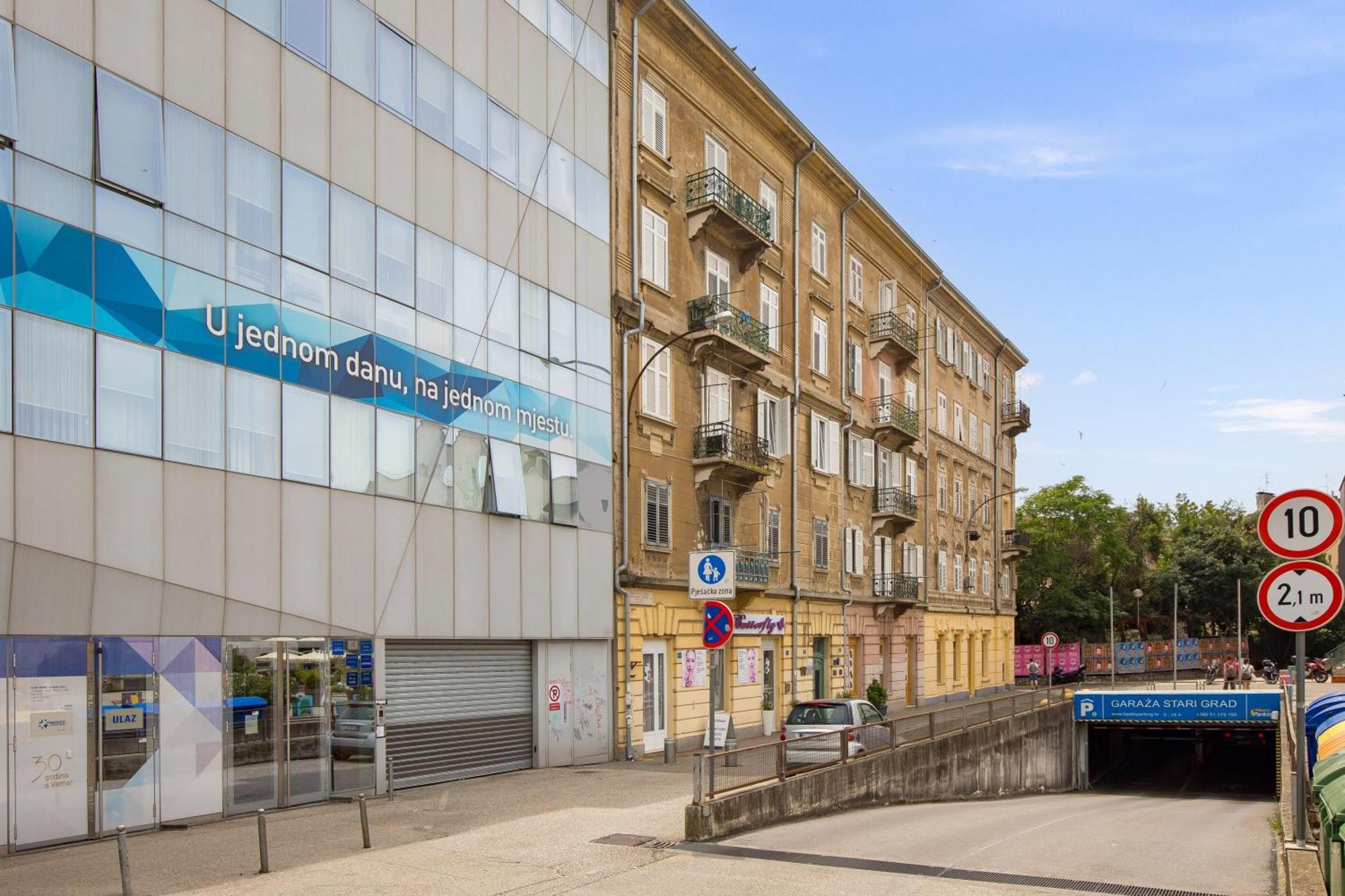 Sunshine Apartment Rijeka Exterior photo